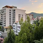 Apartments Zevs 1