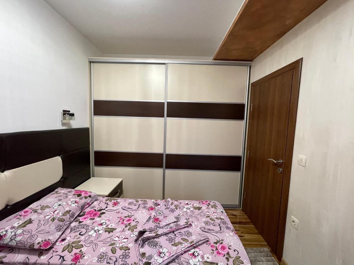 Apartment Zevs 1 *